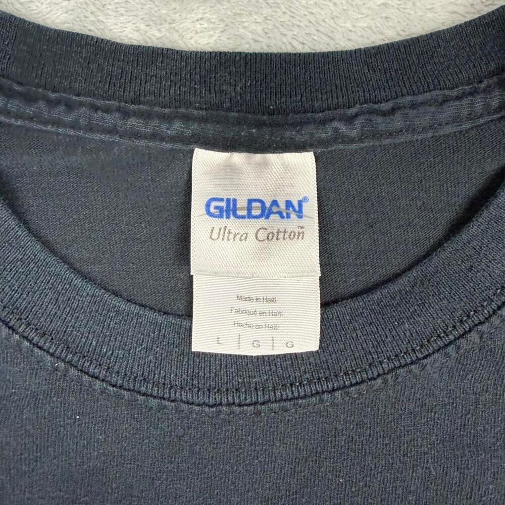 Gildan Men's Black T-shirt - Picture 3 of 8